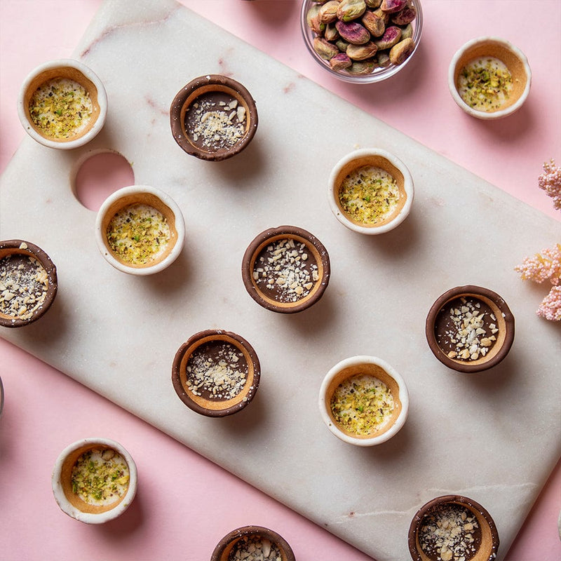 Crispy Cups - Pistachio & Cashew Praline