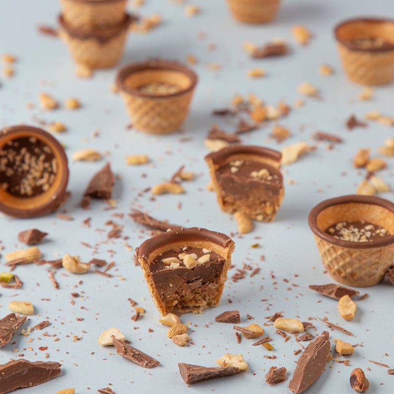 Crispy Cups - Pistachio & Cashew Praline