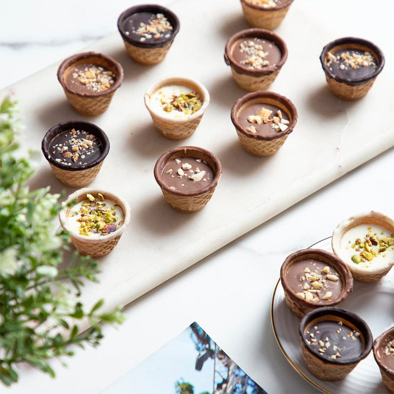 Crispy Cups - Assorted Nuts & Praline