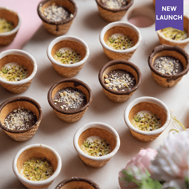 Crispy Cups - Pistachio & Cashew Praline